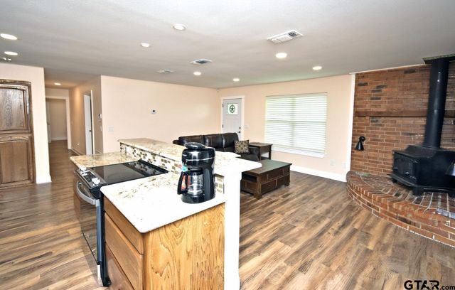 289 County Road 4192, Quitman, TX 75783