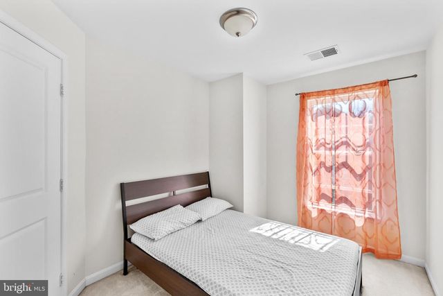 8135 DOVE COTTAGE CT, Lorton, VA 22079