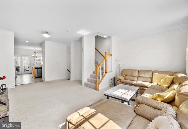 8135 DOVE COTTAGE CT, Lorton, VA 22079