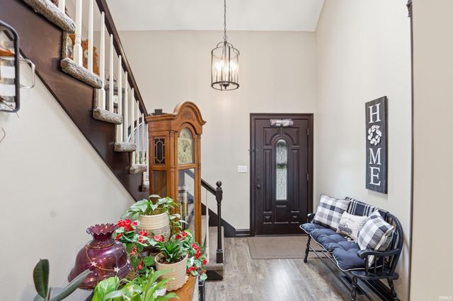 914 Lakeview Drive, Auburn, IN 46706