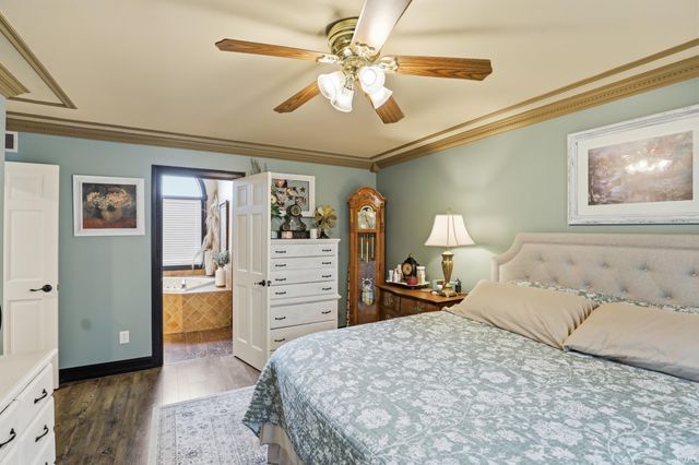 914 Lakeview Drive, Auburn, IN 46706