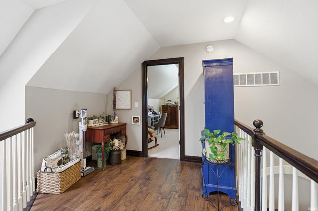 914 Lakeview Drive, Auburn, IN 46706