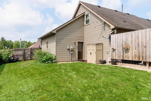 914 Lakeview Drive, Auburn, IN 46706