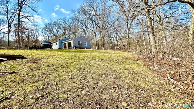 512 Brook Road, Scotland, CT 06247