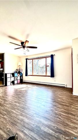 512 Brook Road, Scotland, CT 06247