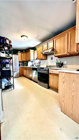 512 Brook Road, Scotland, CT 06247