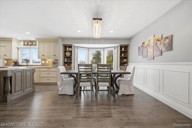 4157 Springbrook Drive, Sterling Heights, MI 48314