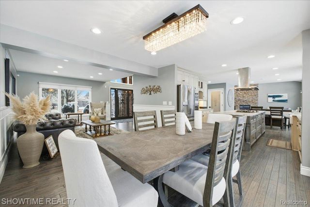 4157 Springbrook Drive, Sterling Heights, MI 48314