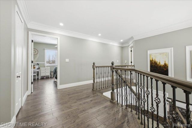 4157 Springbrook Drive, Sterling Heights, MI 48314