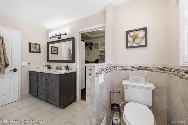 4157 Springbrook Drive, Sterling Heights, MI 48314