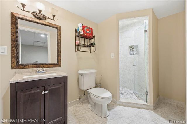 4157 Springbrook Drive, Sterling Heights, MI 48314