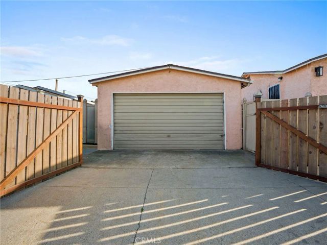12400 S Wilmington, Compton, CA 90222