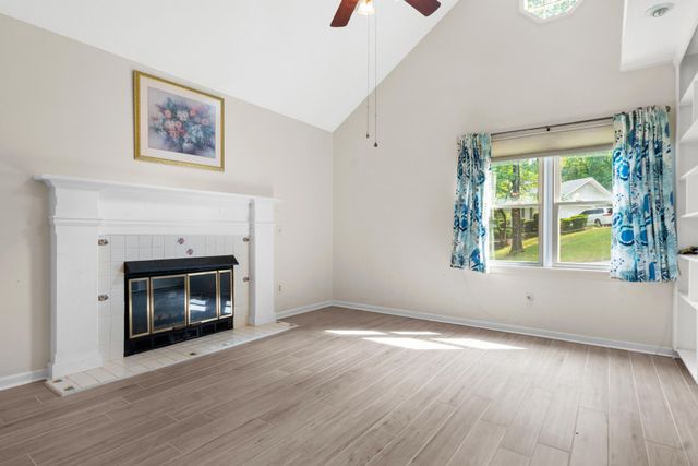 6400 Ridge Lake Road, Hixson, TN 37343