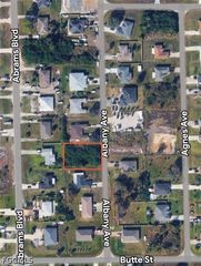 1017/1019 Albany AVE, Lehigh Acres, FL 33971