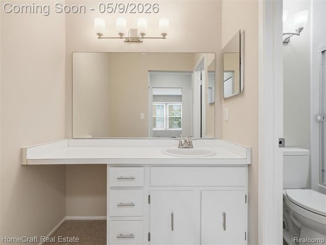 27920 Berrywood Lane 33, Farmington Hills, MI 48334