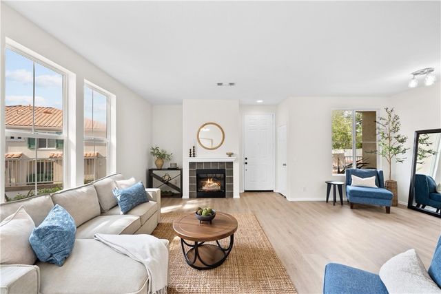 18018 Flynn 5802, Canyon Country, CA 91387