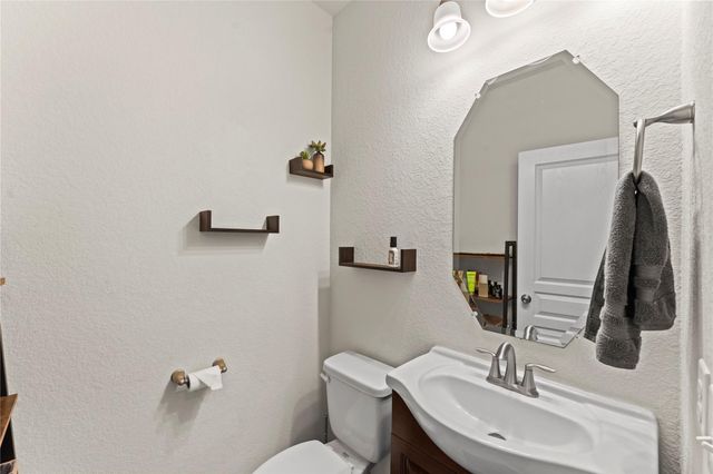 12306 Skyview Amber Court, Houston, TX 77047