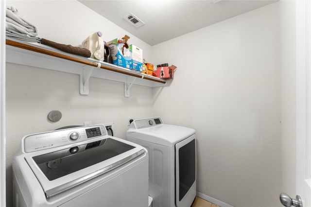 12306 Skyview Amber Court, Houston, TX 77047