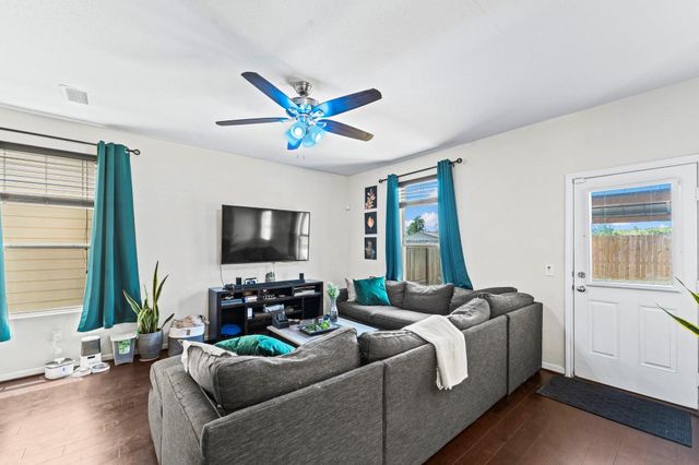 12306 Skyview Amber Court, Houston, TX 77047