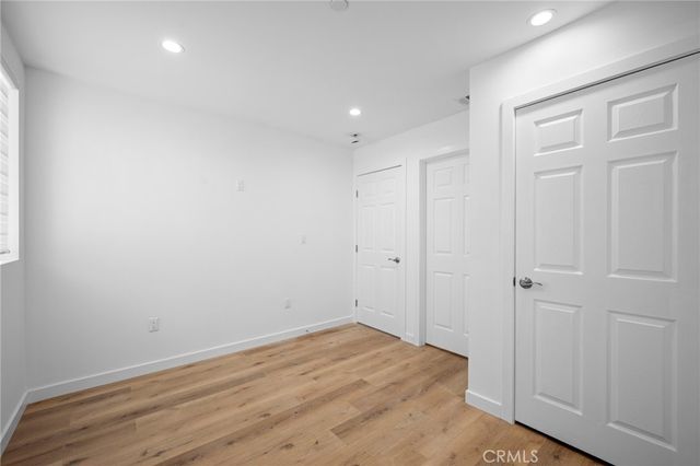 1049 Yarmouth Avenue, Granada Hills, CA 91344