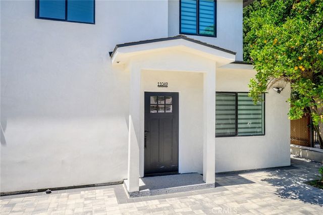 1049 Yarmouth Avenue, Granada Hills, CA 91344