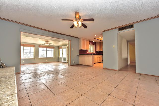 8512 SHAVER Drive, El Paso, TX 79925