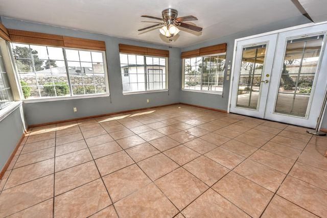 8512 SHAVER Drive, El Paso, TX 79925
