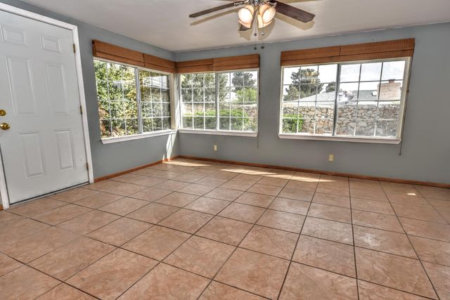 8512 SHAVER Drive, El Paso, TX 79925