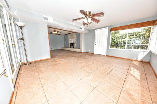 8512 SHAVER Drive, El Paso, TX 79925