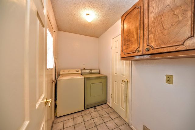 8512 SHAVER Drive, El Paso, TX 79925