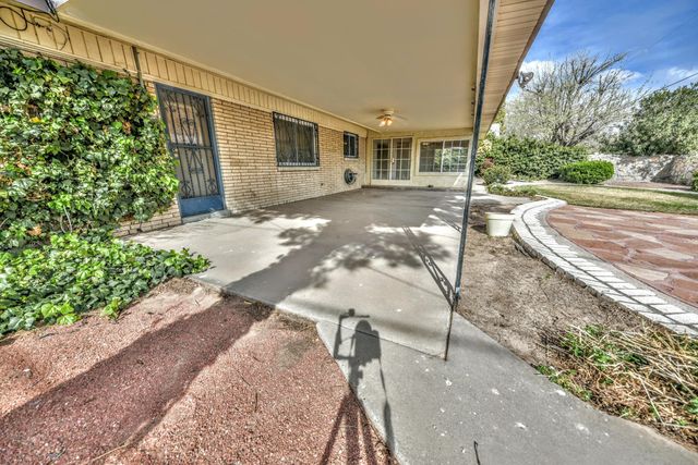 8512 SHAVER Drive, El Paso, TX 79925