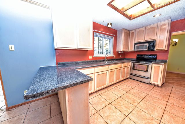 8512 SHAVER Drive, El Paso, TX 79925