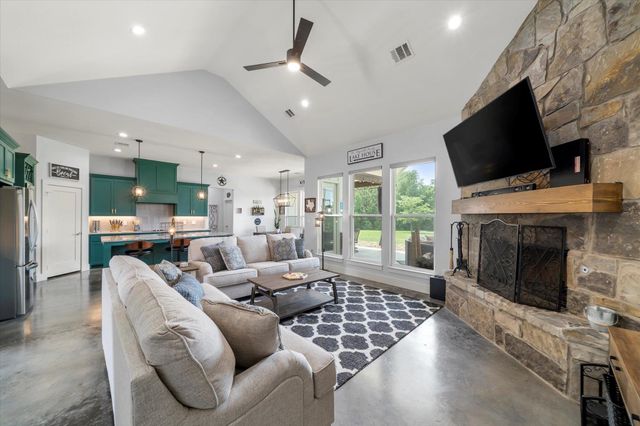 503 PR 52321, Pittsburg, TX 75686