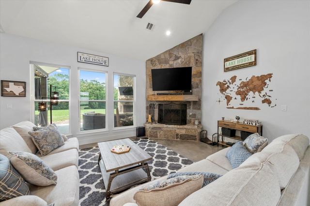 503 PR 52321, Pittsburg, TX 75686