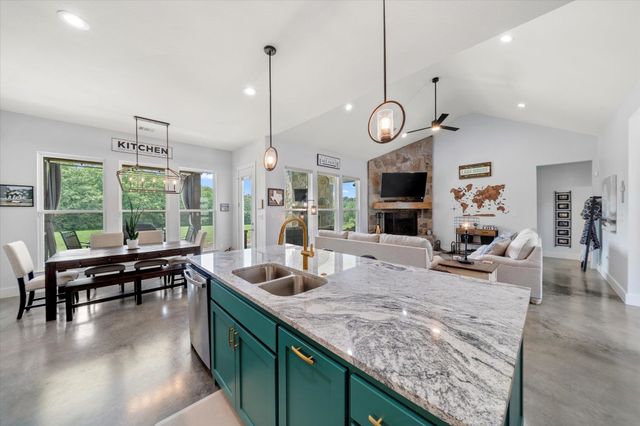 503 PR 52321, Pittsburg, TX 75686