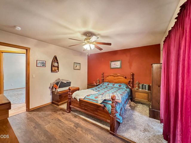 14735 Peachwood Court, La Pine, OR 97739