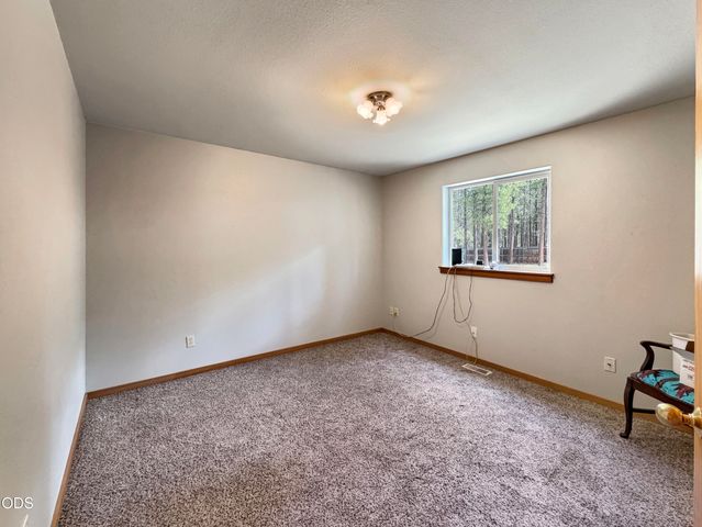 14735 Peachwood Court, La Pine, OR 97739