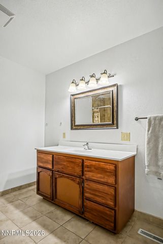 800 W 5th Street, Fallon, NV 89406