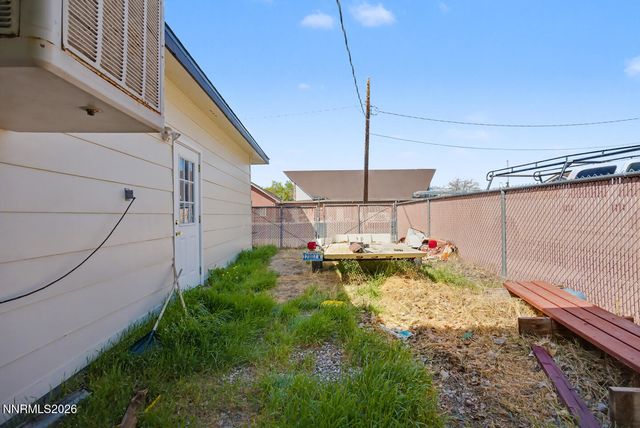 800 W 5th Street, Fallon, NV 89406