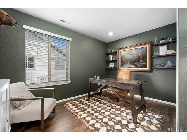 9796 Meeker St, Littleton, CO 80125