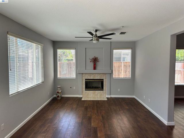2484 Marshall Dr, Brentwood, CA 94513