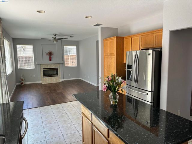 2484 Marshall Dr, Brentwood, CA 94513