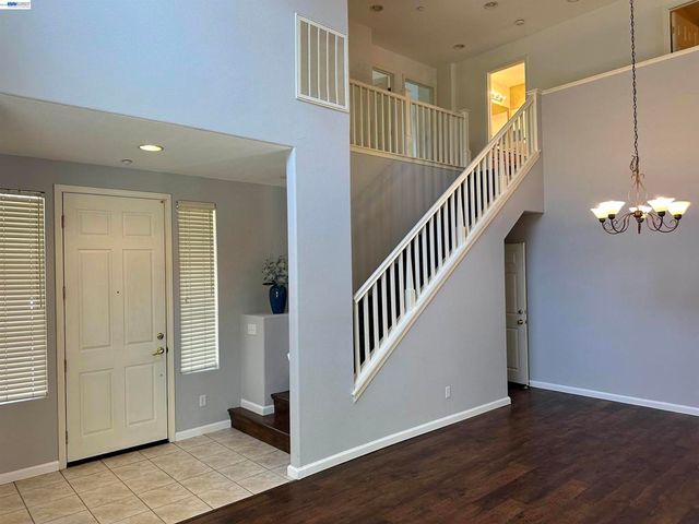 2484 Marshall Dr, Brentwood, CA 94513