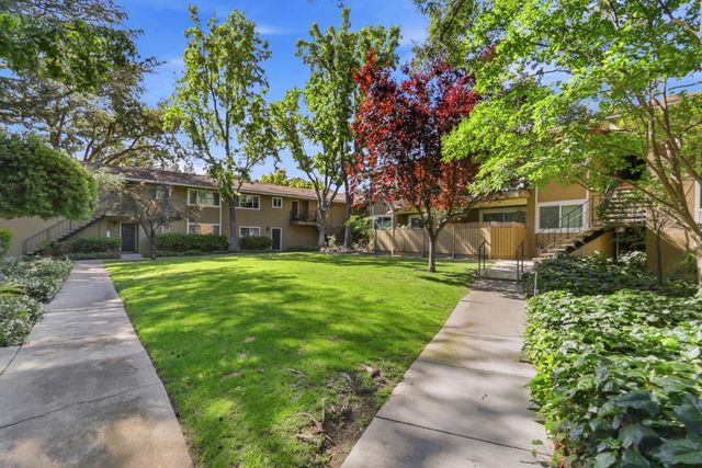 420 Alberto Way 22, Los Gatos, CA 95032