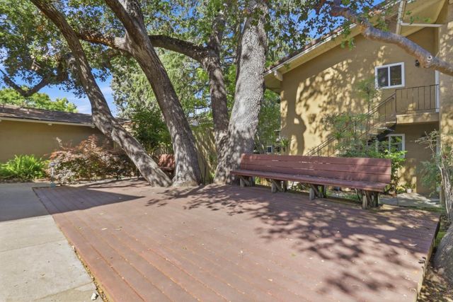 420 Alberto Way 22, Los Gatos, CA 95032