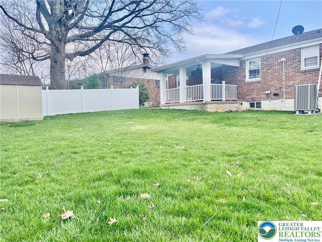 1426 Eaton Avenue, Bethlehem City, PA 18018