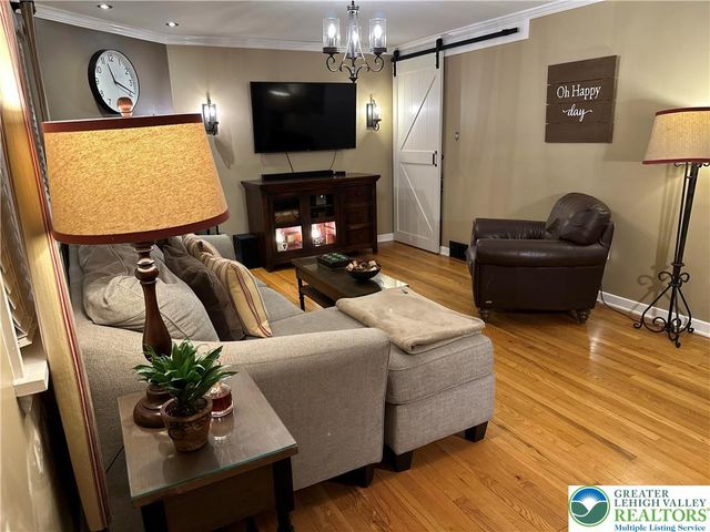 1426 Eaton Avenue, Bethlehem City, PA 18018