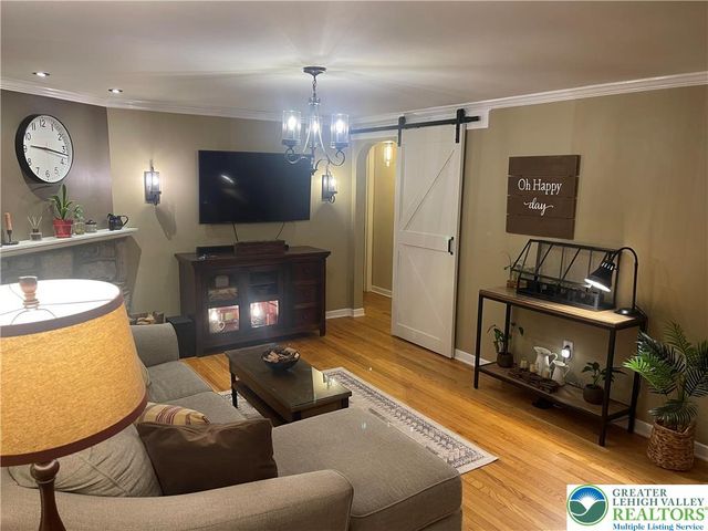1426 Eaton Avenue, Bethlehem City, PA 18018