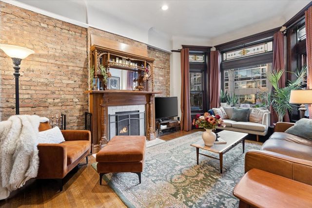 2733 N Hampden Court 1F, Chicago, IL 60614