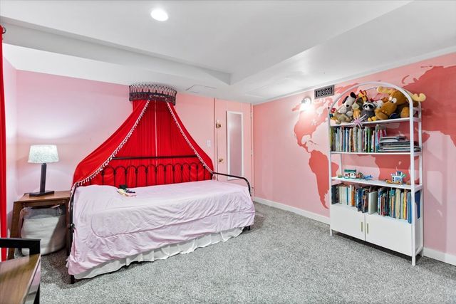 2733 N Hampden Court 1F, Chicago, IL 60614